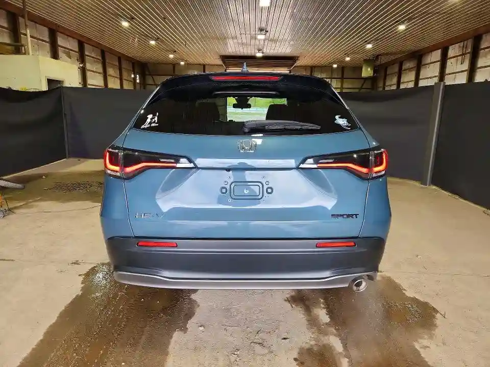 3CZRZ1H56PM745422 2023 HONDA HR-V-5