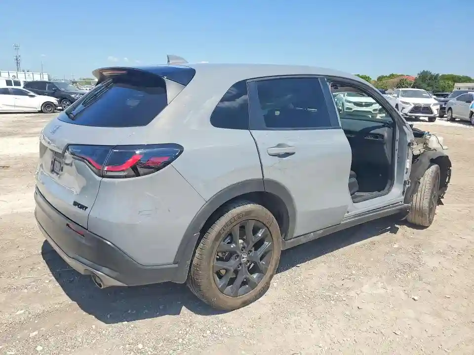 3CZRZ1H57RM705966 2024 HONDA HR-V-2