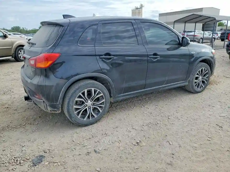 JA4AP3AU1KU034487 2019 MITSUBISHI OUTLANDER-2