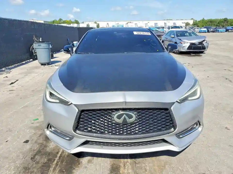 JN1EV7EL4KM290793 2019 INFINITI Q60-4