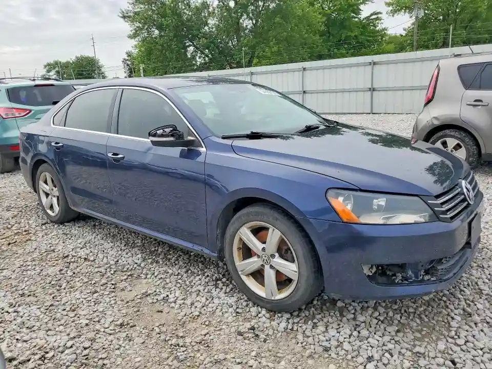 1VWBP7A35DC095971 2013 VOLKSWAGEN PASSAT-3