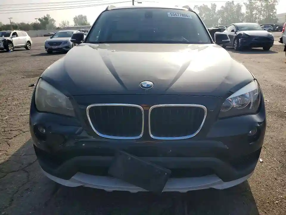 WBAVM1C51FV316023 2015 BMW X1-4