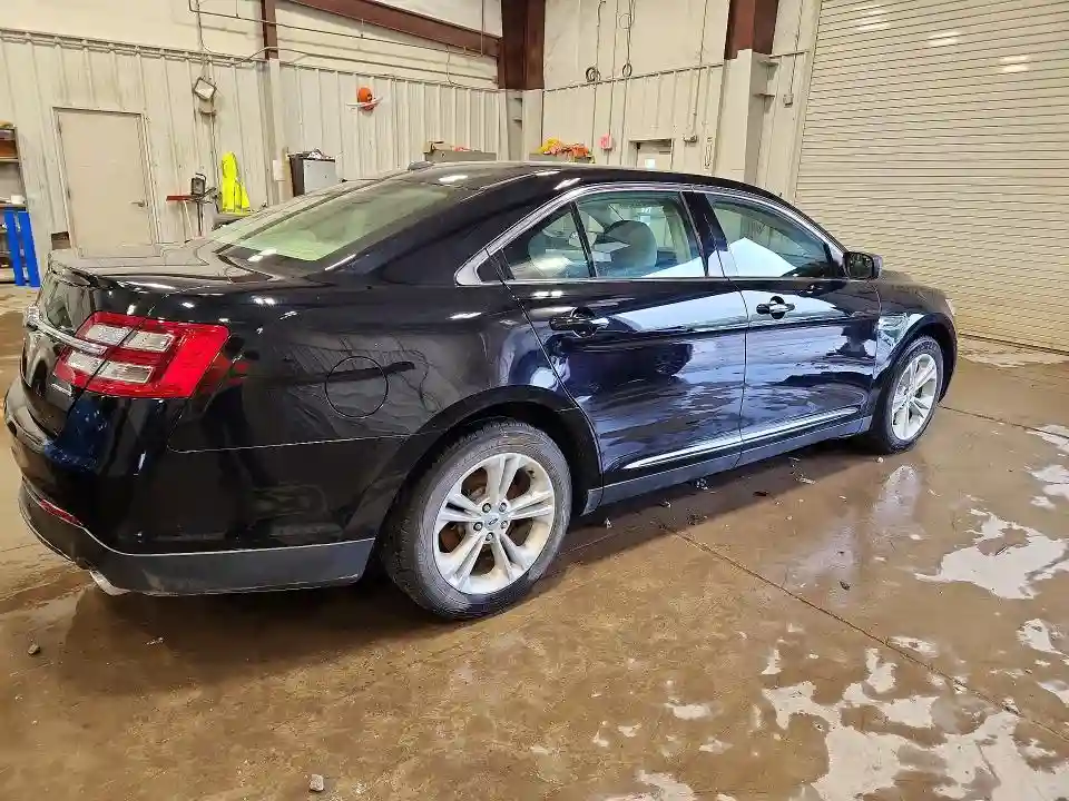 1FAHP2D80HG132355 2017 FORD TAURUS-2