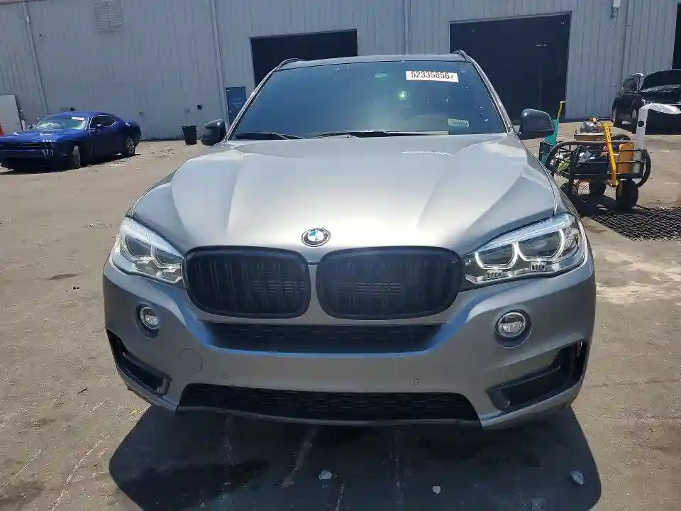 5UXKT0C51J0W00601 2018 BMW X5-4