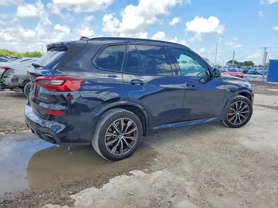 5UXTA6C07N9L65690 2022 BMW X5-2