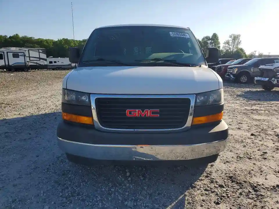 1GTW7AFG2J1909031 2018 GMC SAVANA-4