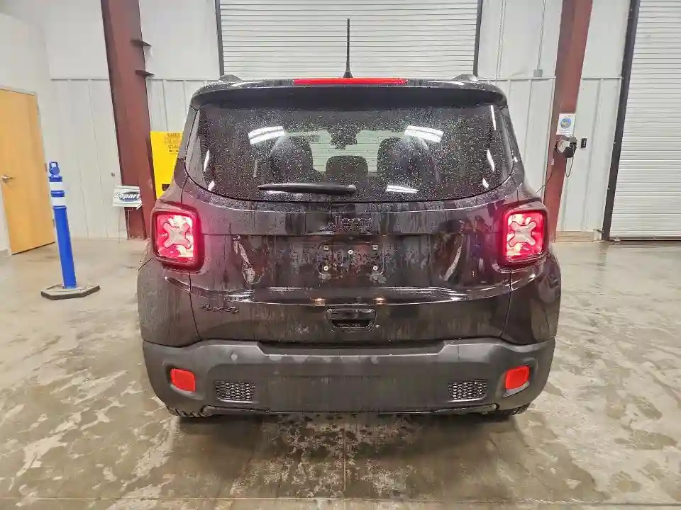ZACCJBBB1JPJ45562 2018 JEEP RENEGADE-5