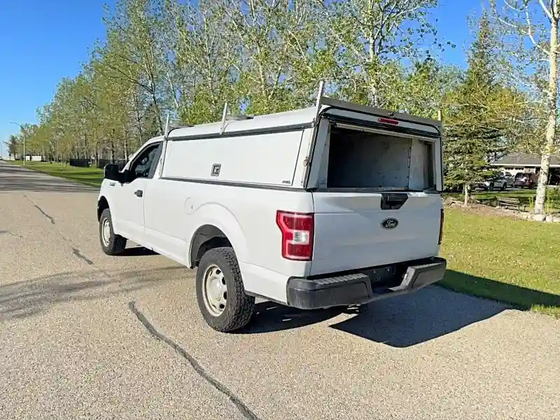 1FTMF1EB7JKD39070 2018 FORD F150-2