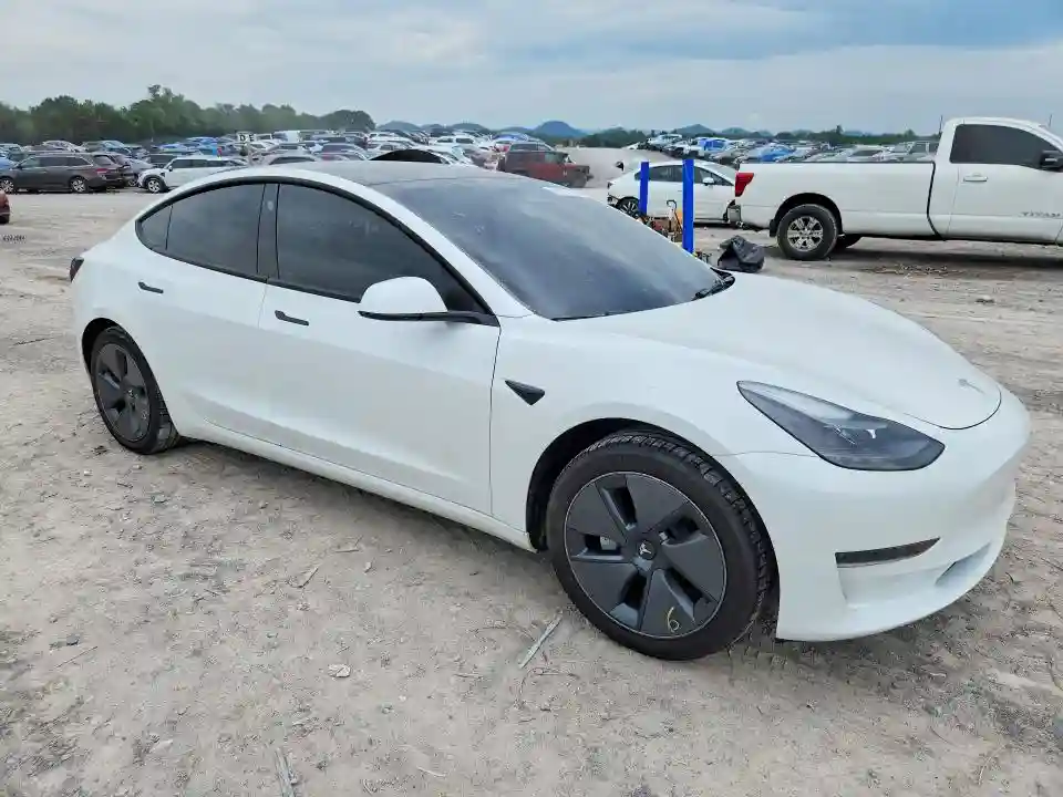 5YJ3E1EA5PF565751 2023 TESLA MODEL 3-3