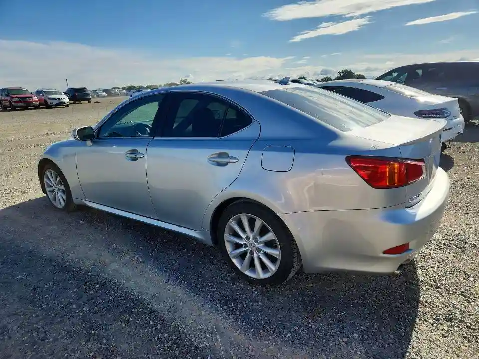 JTHBF5C24A5107458 2010 LEXUS IS-1