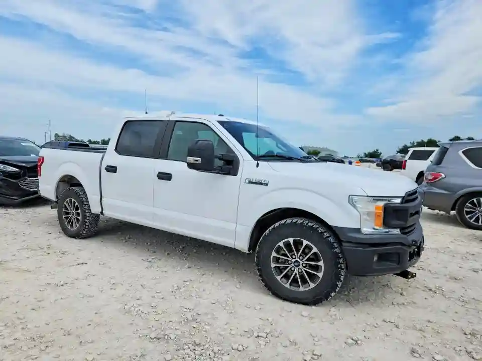 1FTEW1P40KKC25027 2019 FORD F150-3