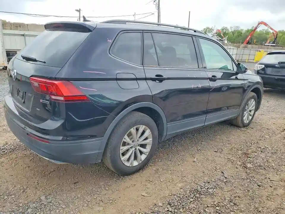 3VV0B7AX3LM102958 2020 VOLKSWAGEN TIGUAN-2