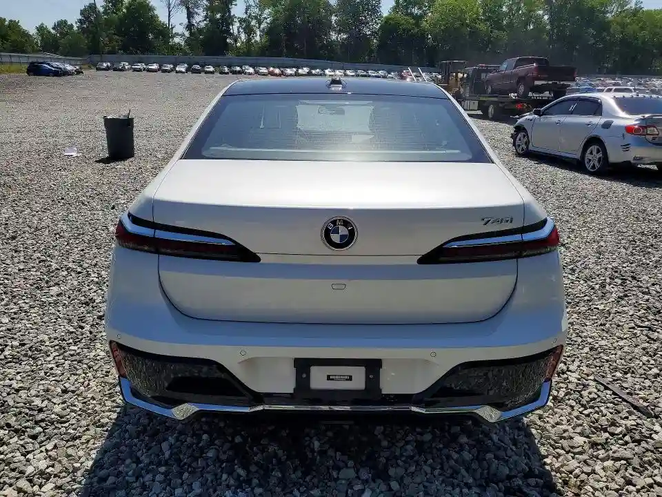 WBA23EH01PCM21670 2023 BMW 7 SERIES-5