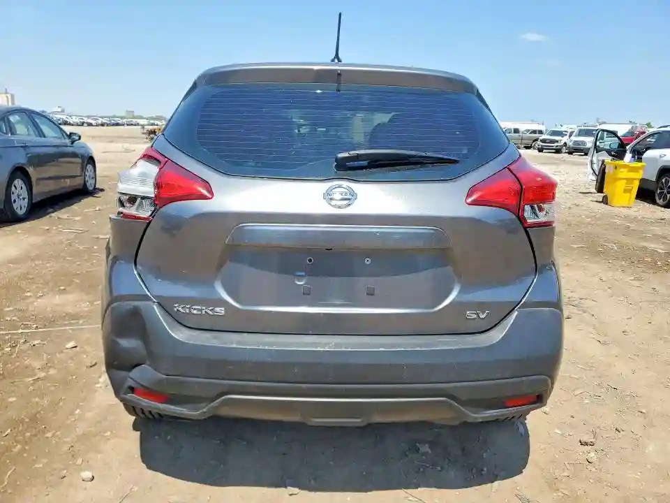 3N1CP5CU3KL542304 2019 NISSAN KICKS-5
