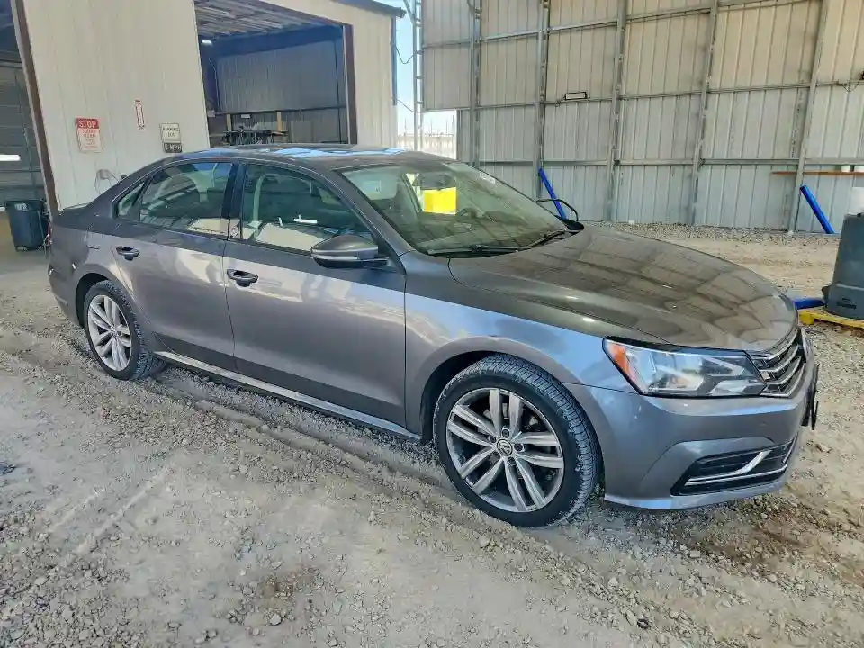 1VWLA7A34KC002702 2019 VOLKSWAGEN PASSAT-3