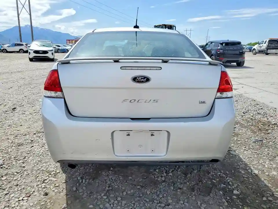 1FAHP3CN5AW130402 2010 FORD FOCUS-5