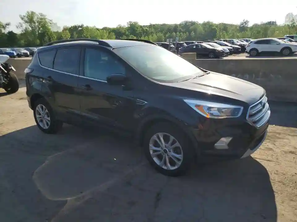 1FMCU9GD2JUC84218 2018 FORD ESCAPE-3