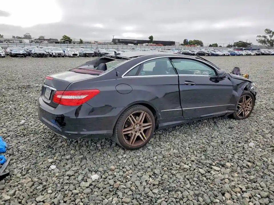 WDDKJ7CB7AF035988 2010 MERCEDES-BENZ E-CLASS-2