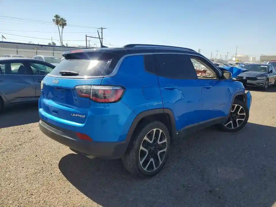 3C4NJCCB9JT248236 2018 JEEP COMPASS-2