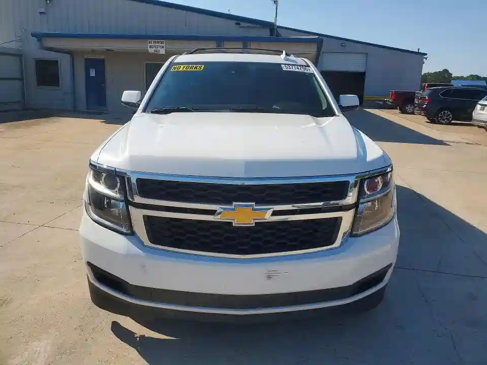 1GNSKHKC3HR303121 2017 CHEVROLET SUBURBAN-4
