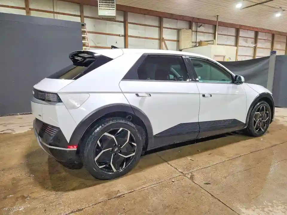 KM8KNDAFXPU218644 2023 HYUNDAI IONIQ-2
