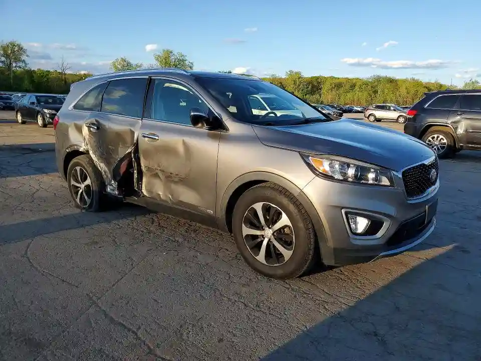 5XYPHDA58JG422246 2018 KIA SORENTO-3