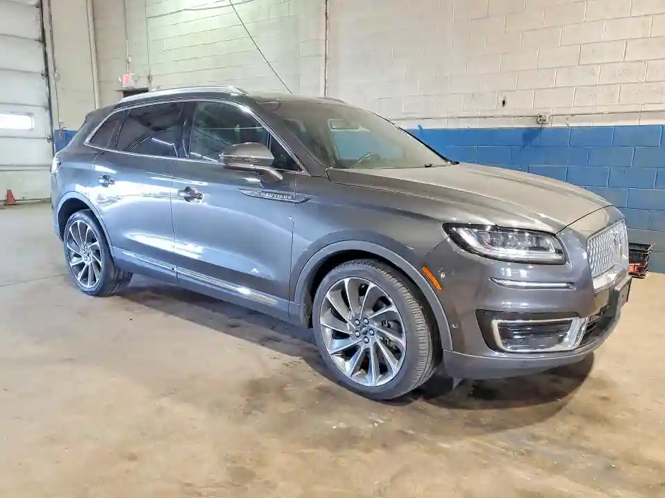 2LMPJ8LP2KBL18352 2019 LINCOLN NAUTILUS-3