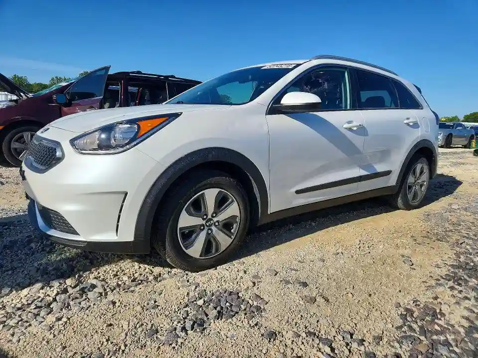 KNDCB3LC8K5302026 2019 KIA NIRO-0