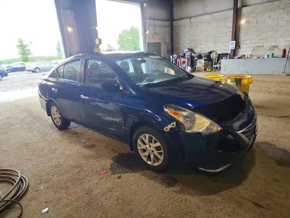 3N1CN7AP3KL817703 2019 NISSAN VERSA-3