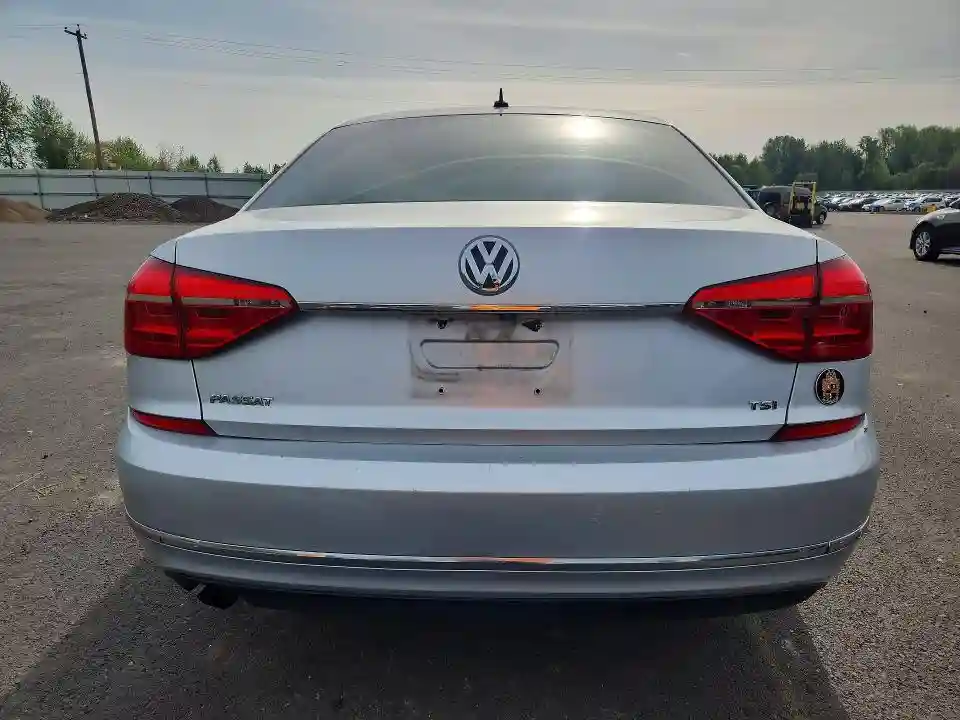 1VWAT7A36GC050243 2016 VOLKSWAGEN PASSAT-5