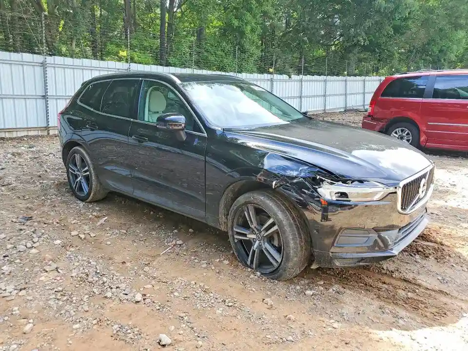 YV4102RK2J1090510 2018 VOLVO XC60-3
