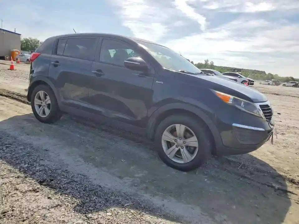 KNDPBCA23D7448448 2013 KIA SPORTAGE-3