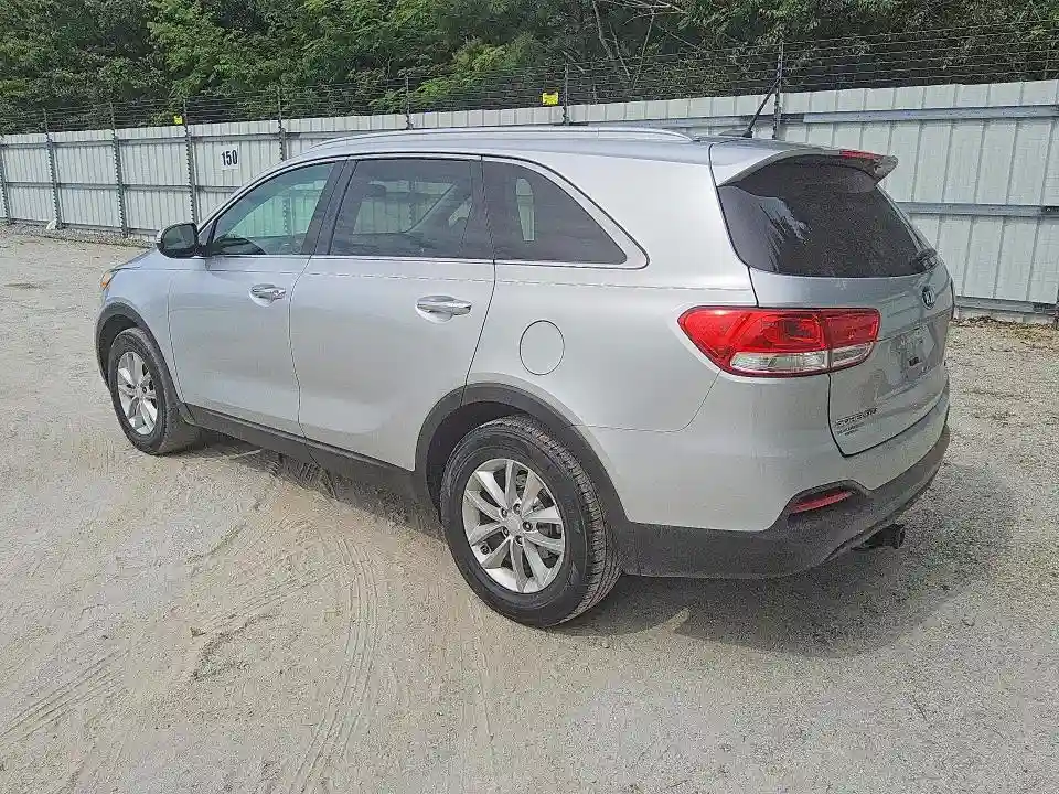 5XYPG4A32HG265809 2017 KIA SORENTO-1
