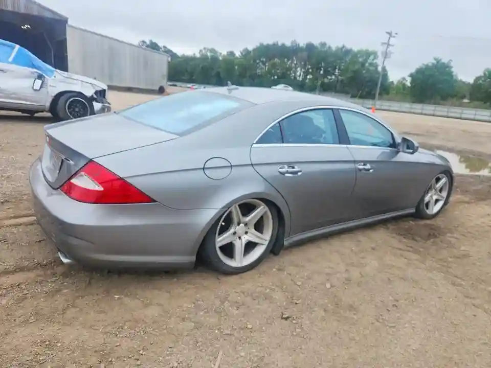 WDDDJ7CB3BA172286 2011 MERCEDES-BENZ CLS-CLASS-2