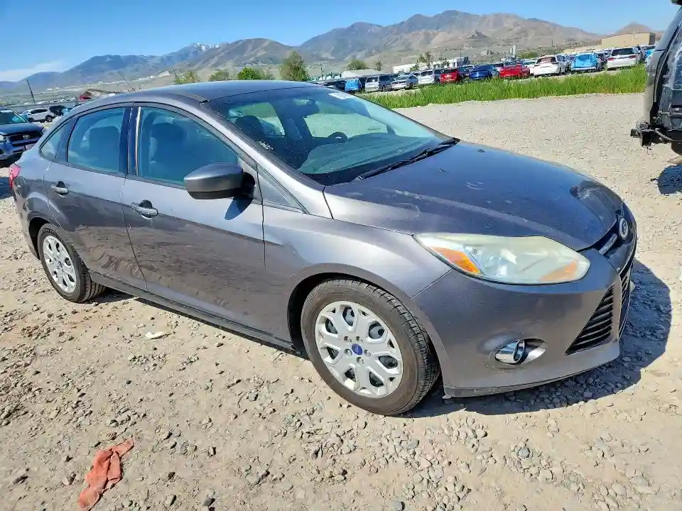 1FAHP3F20CL415644 2012 FORD FOCUS-3