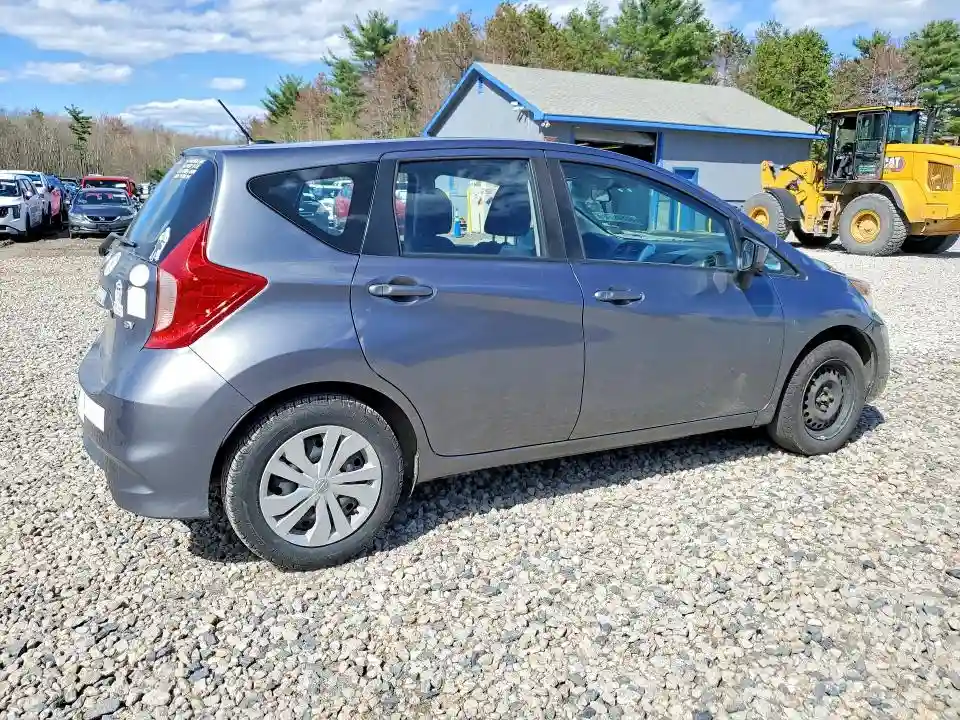 3N1CE2CP6HL374584 2017 NISSAN VERSA-2