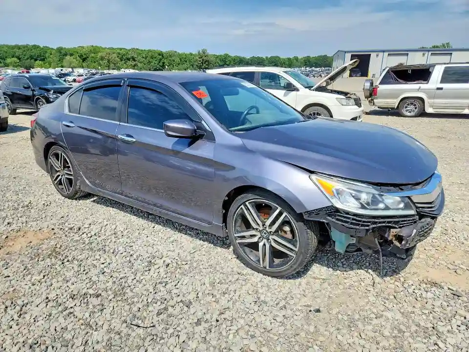 1HGCR2F51HA255264 2017 HONDA ACCORD-3
