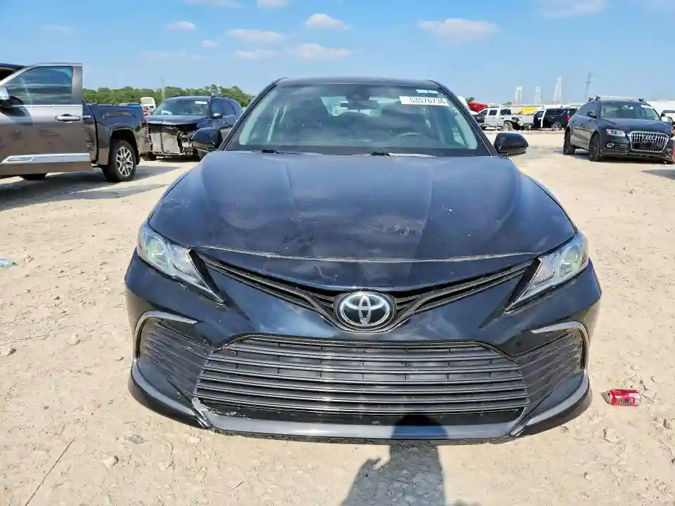 4T1C11AK5NU010440 2022 TOYOTA CAMRY-4