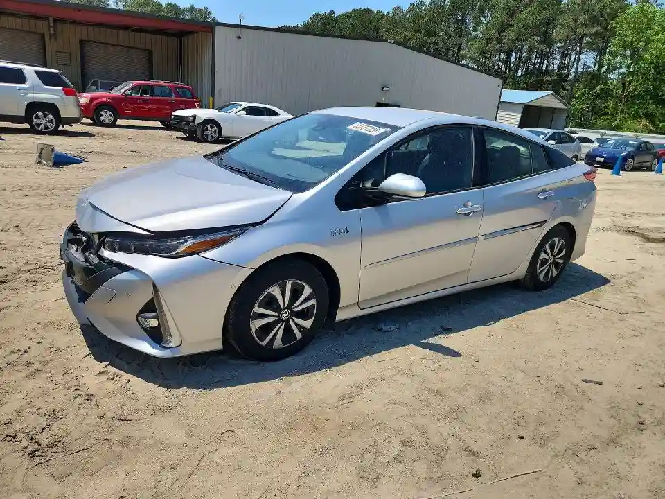 JTDKARFPXH3005828 2017 TOYOTA PRIUS-0