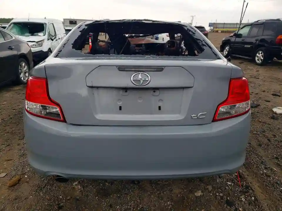 JTKJF5C79B3018368 2011 SCION TC-5
