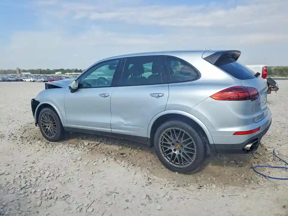 WP1AA2A23HKA86481 2017 PORSCHE CAYENNE-1