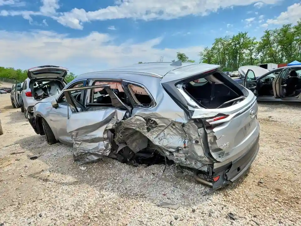 JM3TCBCY6J0213948 2018 MAZDA CX-9-1