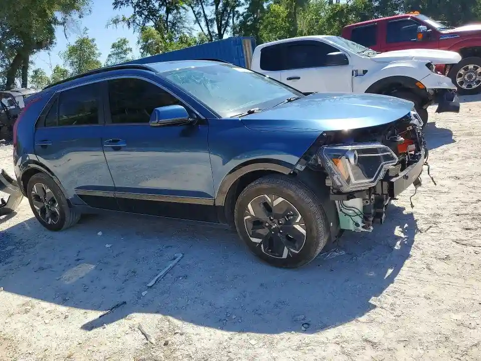 KNDCR3L13R5113739 2024 KIA NIRO WIND-3