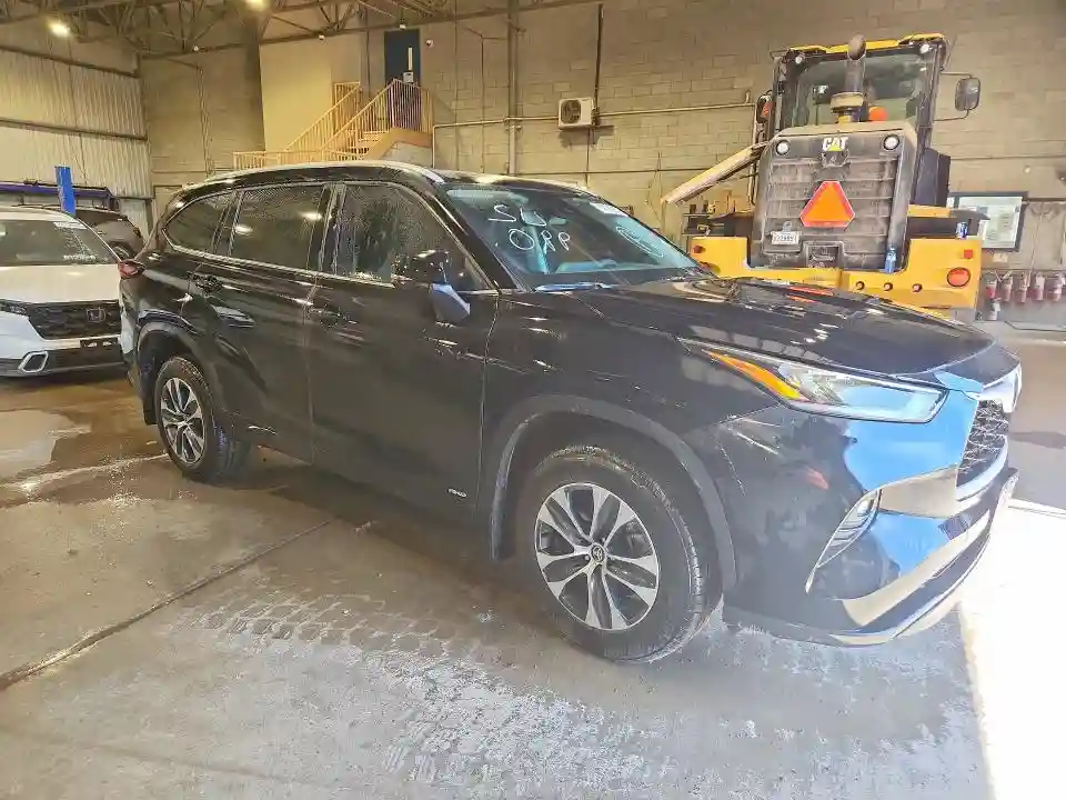 5TDKBRCHXSS677274 2025 TOYOTA HIGHLANDER-3