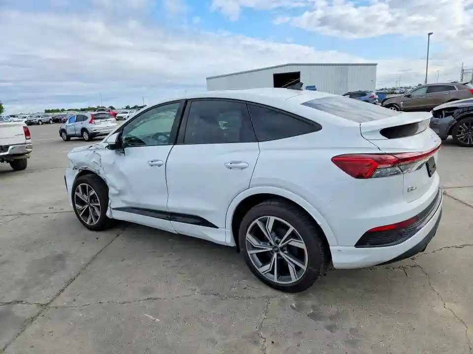 WA13UBFZ2RP057561 2024 AUDI Q4 E-TRON-1