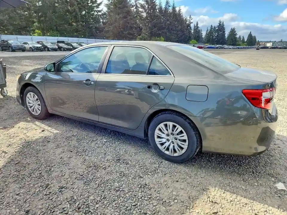4T1BF1FK2DU718956 2013 TOYOTA CAMRY-1