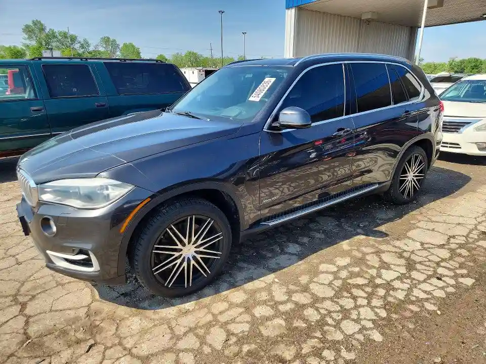 5UXKR6C51F0J77611 2015 BMW X5-0