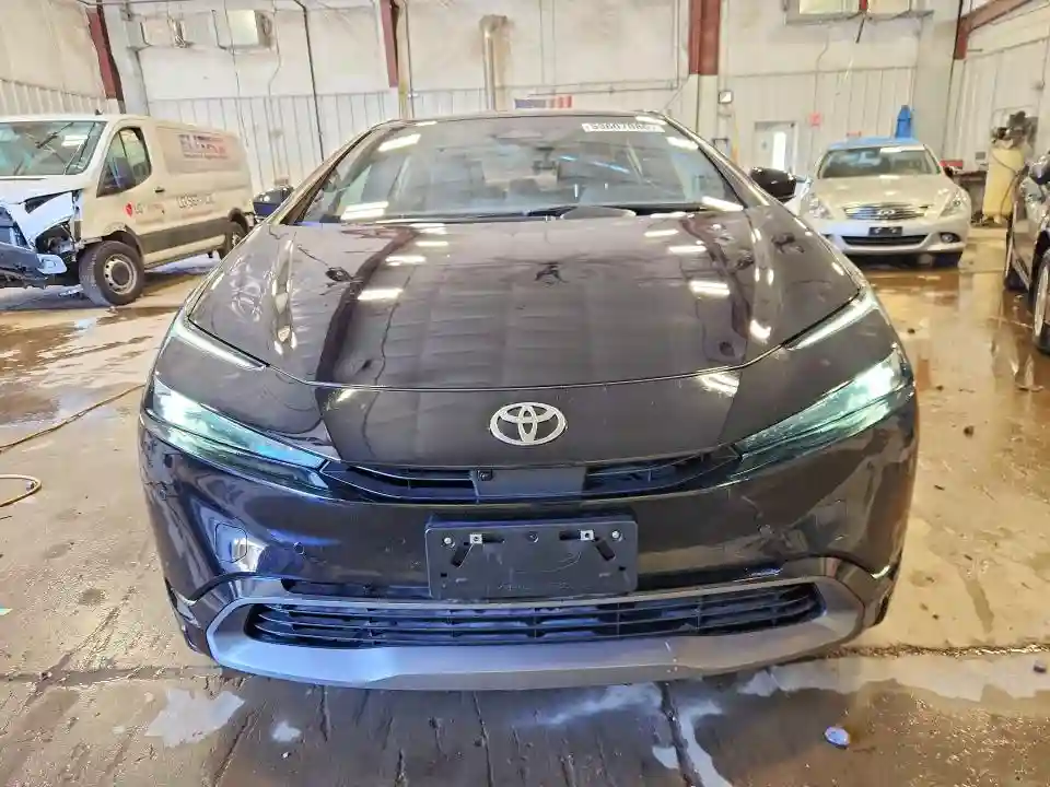 JTDADABU9R3014375 2024 TOYOTA PRIUS-4