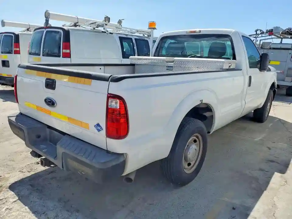 1FTBF2A66DEB81958 2013 FORD F250-2