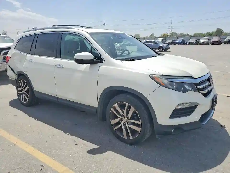 5FNYF6H05HB104943 2017 HONDA PILOT-3